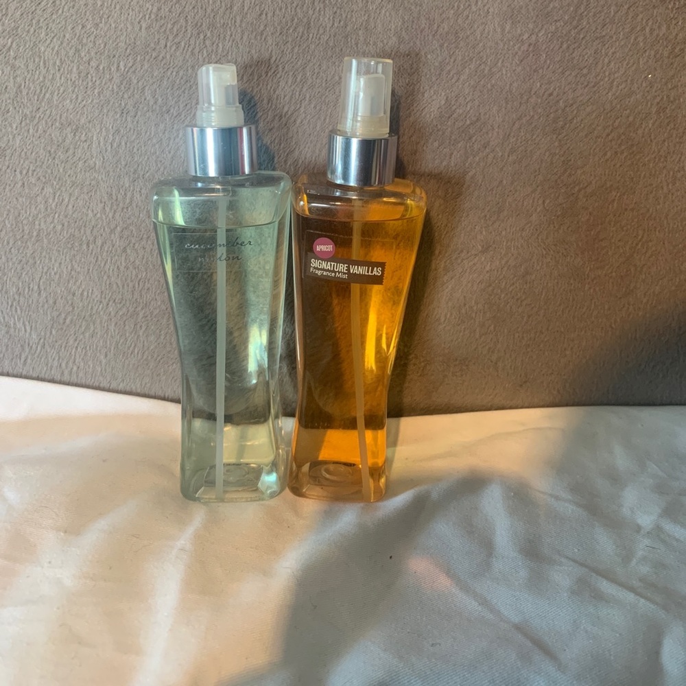 BATH&BODY WORKS vintage set of 2 body sprays